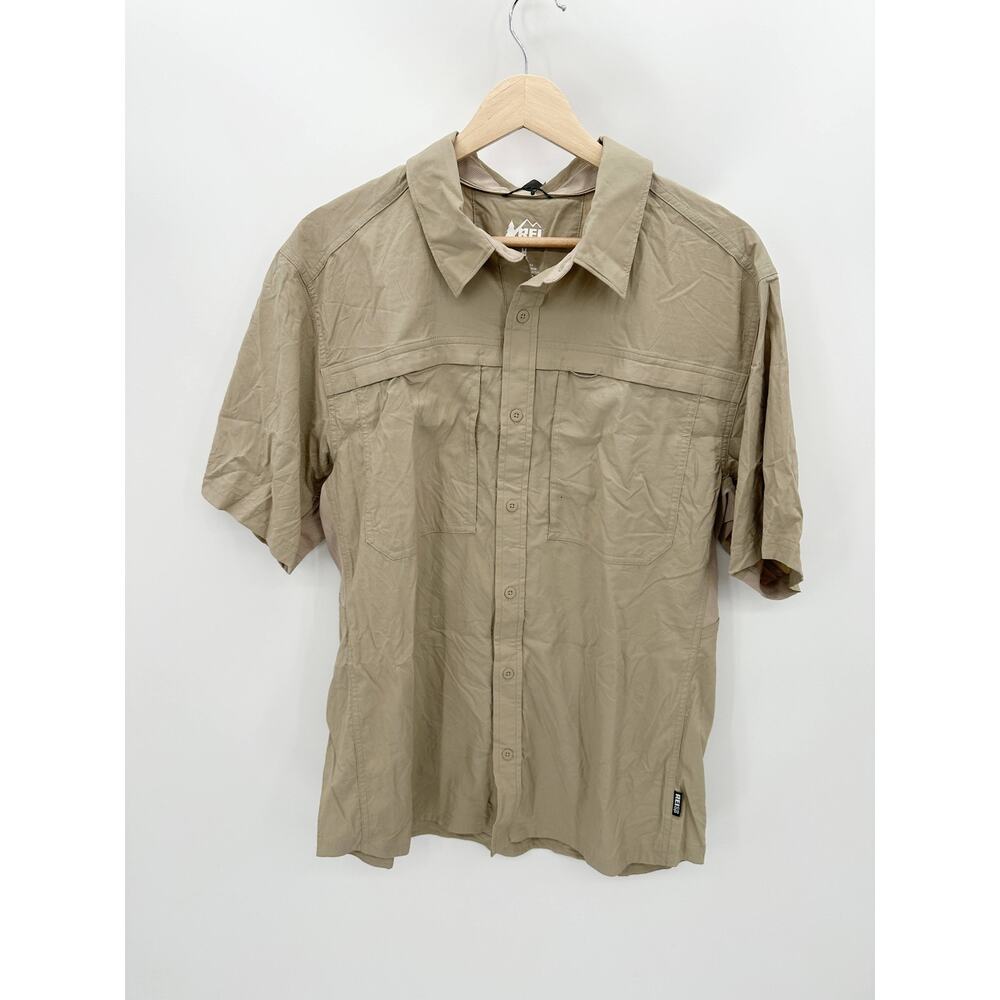 REI Shirt Men MEDIUM NWT Tan Beachwood Sahara Short Sleeve Solid Button Up